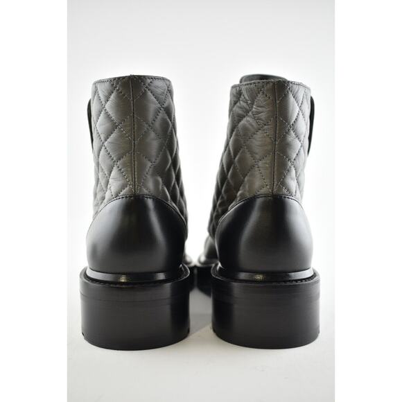 Chanel 21A Grey Black Quilted CC Chain Combat Lace Up Tie Ankle Short Boots 38 - Picture 10 of 11